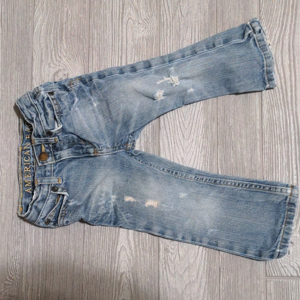 77 kids American Eagle Kids  2T